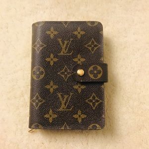 ❌S🅾️LD❌ Authentic LV Wallet Monogram